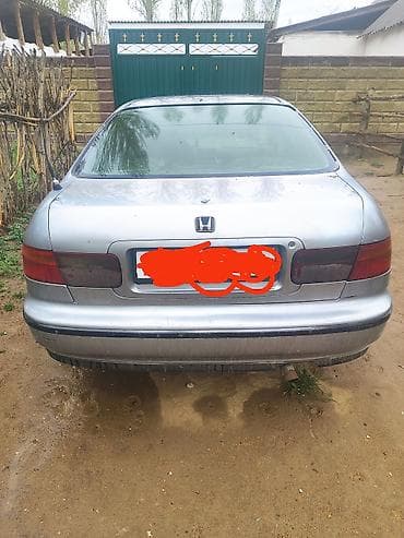 Унаа сатуу: Honda Accord: 1995 г., 2 л, Кол менен иштөөчү, Бензин, Седан — 2
