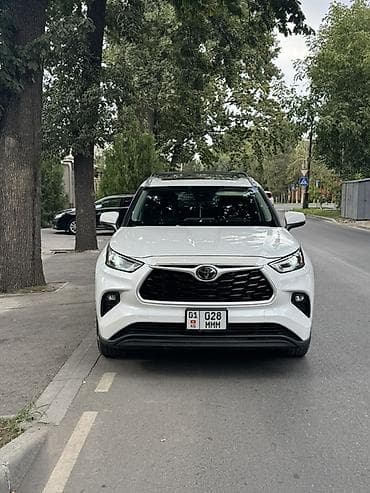 bcd com kg: Toyota Highlander: 2022 г., 3.5 л, Автомат, Бензин, Кроссовер — 1