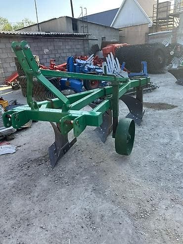 стоп краун: Навесной оборотный плуг 3-корпусный для трактора - Тип: навесной — 2