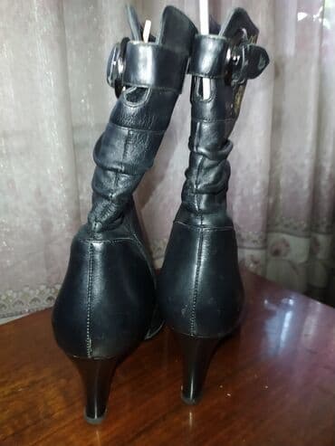 женская модельная обувь больших размеров: Продаю женские кожаные демисезонные сапожки б/у, но носились мало — 5