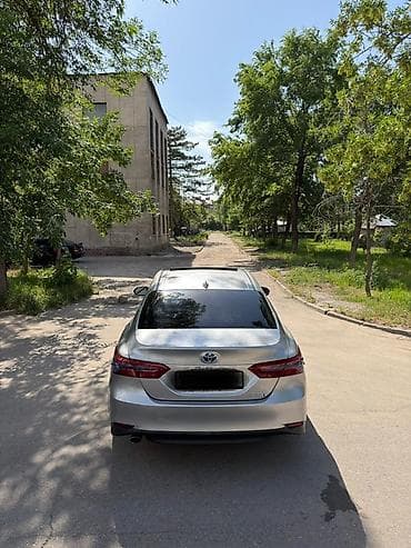 camry 70 гибрид: Toyota Camry: 2020 г., 2.5 л, Гибрид, Седан — 8