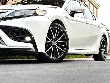 rav4 2014: Toyota Camry: 2022 г., Гибрид, Седан — 3