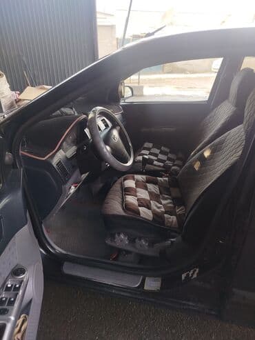 Продажа авто: Hyundai Getz: 2004 г., 1.4 л, Механика, Бензин, Хэтчбэк — 6