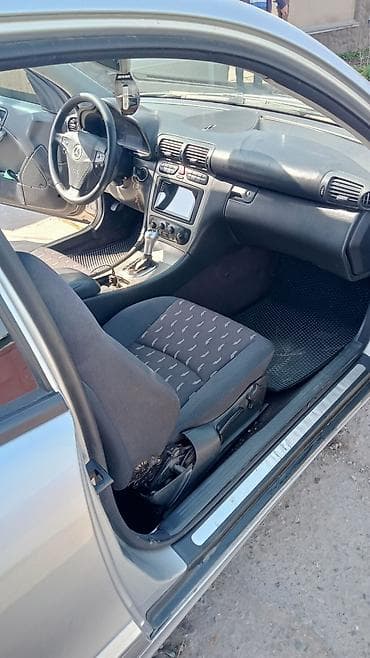 kia k3 2018: Mercedes-Benz C-Class: 2003 г., 2.3 л, Автомат, Газ, Купе — 6