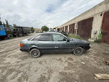 Продажа авто: Audi 80: 1989 г., Бензин, Седан — 2