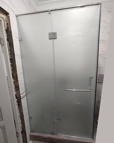 bed: Угловая душевая перегородка с матовым стеклом - обязательный элемент — 9