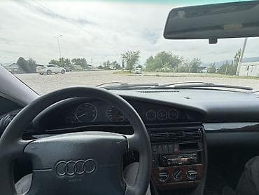 ауди 15: Audi A6: 1995 г., 2.6 л, Механика, Бензин, Седан — 7