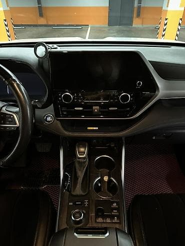 highlander platinum: Toyota Highlander: 2023 г., 2.4 л, Бензин, Кроссовер — 7