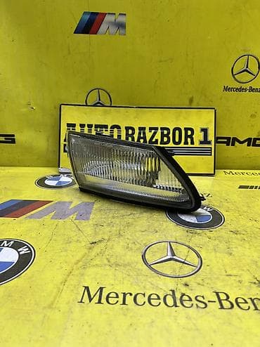 Правый поворотник Toyota Б/у, Оригинал, Япония