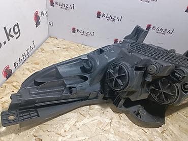 Сальники: Передняя правая фара Hyundai 2016 г., Б/у, Оригинал — 3