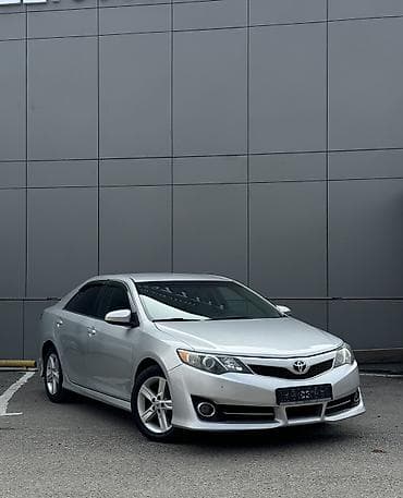 Toyota Camry: 2012 г., 2.5 л, Автомат, Бензин, Седан