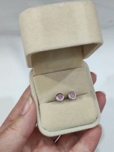 эксклюзивные свадебные пригласительные: Серебряный серьги гвоздики Серебро 925 Качество отличное Цена 900 — 3