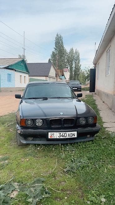 weltmeister ex5 2021: BMW 5 series: 1992 г., 2 л, Механика, Бензин, Седан — 5