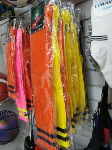 футбольные мячи купить в бишкеке: Футбольные гетры футбольные носки гетры для футбола носки для футбола — 1