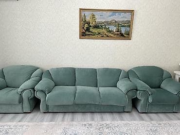Прямой диван, Б/у — 2