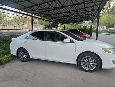Продажа авто: Toyota Camry: 2012 г., Вариатор, Гибрид, Седан — 3