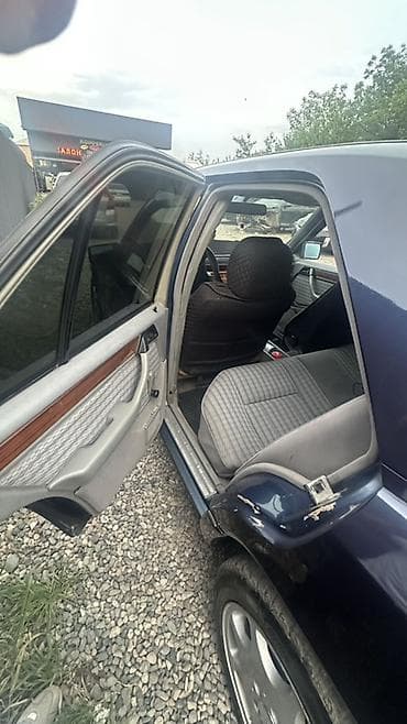 mers e63: Mercedes-Benz W124: 1993 г., 3.2 л, Автомат, Бензин, Седан — 8