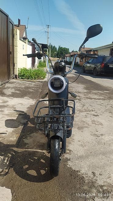 Электросамокат, Б/у, Самовывоз at lalafo.kg Электросамокат, Б/у, Самовывоз