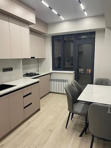 квартира горкий: 1 комната, 41 м², 10 этаж — 7