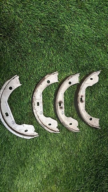 Комплект тормозных колодок, стояночная тормозная система Е70 1 165 546