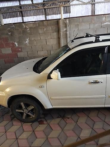 Транспорт: Nissan X-Trail: 2003 г., 2 л, Автомат, Бензин, Кроссовер — 2