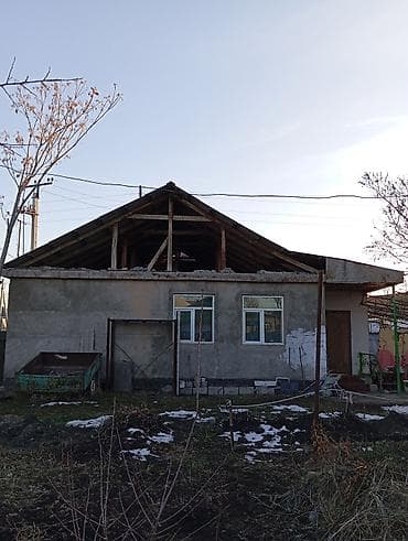 комм: Үй, 100 м², 3 бөлмө, Менчик ээси, Эски ремонт — 8