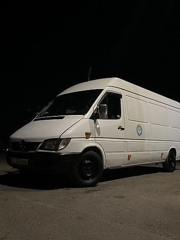 tayota progres: Легкий грузовик, Mercedes-Benz — 1