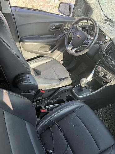 тирано: Chevrolet Trax: 2020 г., 1.6 л, Автомат, Дизель, Внедорожник — 3