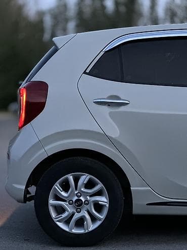 Kia Morning: 2017 г., 1 л, Автомат, Бензин, Хэтчбэк — 4