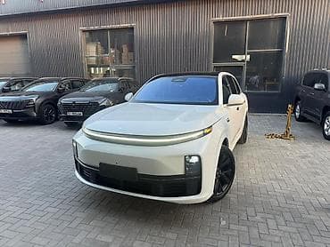 Lixiang: Lixiang L8: 2023 г., Электромобиль, Кроссовер — 1