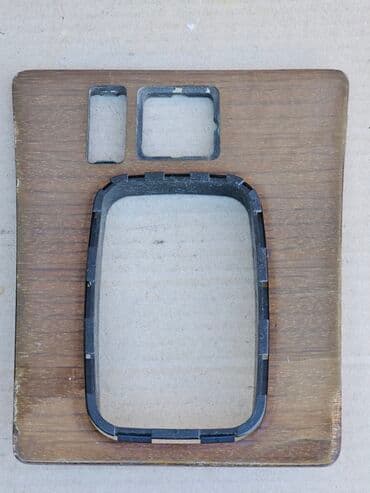 обтекатель на портер 1: Центральная консоль Mercedes-Benz 1987 г., Б/у, Оригинал, Германия — 2