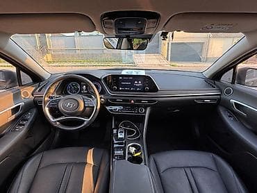 Продажа авто: Hyundai Sonata: 2021 г., 2 л, Автомат, Гибрид, Седан — 4