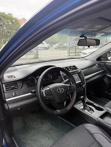 Toyota: Toyota Camry: 2017 г., Газ — 8