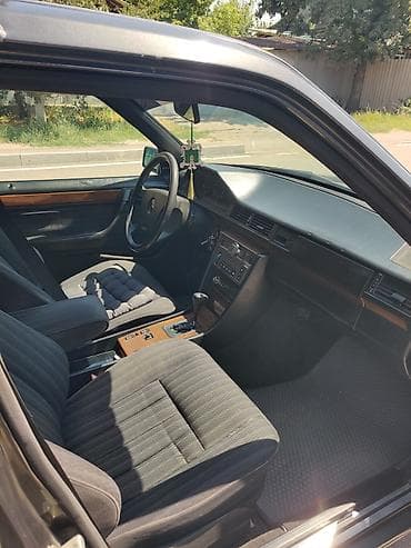 меерс 124: Mercedes-Benz W124: 1992 г., 2.3 л, Автомат, Бензин, Седан — 7