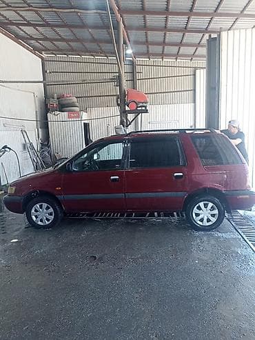 devo matiz: Mitsubishi Space Wagon: 1996 г., 2 л, Механика, Газ, Минивэн — 3