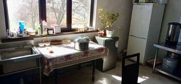 дом бишкек арча бешик: Продается 2х этажный гостевой дом с бизнесом кафе 📍Адрес: с. Бостери — 7