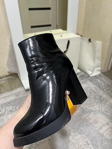 Домашние тапочки: Ботинки, 37, 37.5, 38, Б/у, цвет - Черный, Самовывоз, Платная доставка — 3