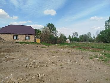 продается земельный участок: 4 соток, Для строительства — 2