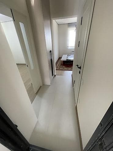 светлая поляна: 2 комнаты, 40 м², Дордой рынок / базар 5 этаж, Дизайнерский ремонт — 1