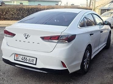 Hyundai Sonata: 2019 г., Автомат, Седан — 10