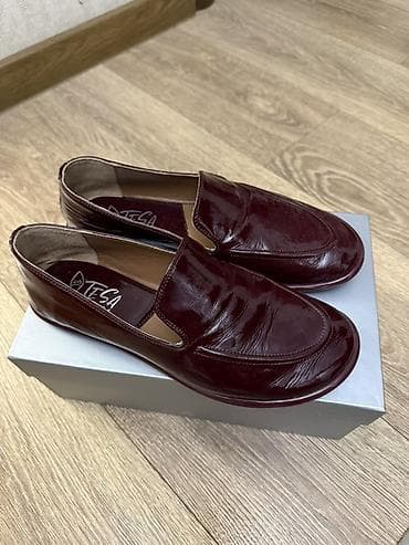 кожанные туфли: Лоферы Tesa Shoes, бордовые в отличном состоянии. Надевали один раз — 1