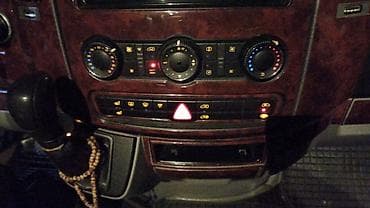 тико крыло: Mercedes-Benz Спринтер: 2008 г., 2.2 л, Автомат, Дизель, Фургон — 9