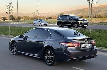 Продажа авто: Toyota Camry: 2018 г., 2.5 л, Автомат, Бензин, Седан — 4