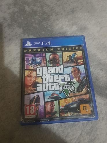 игровые наушники с микрофоном: Grand Theft Auto V: Premium Edition — диск для PlayStation 4 - Полная — 1