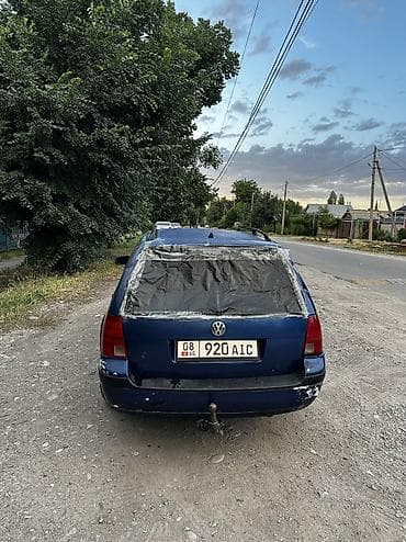 Унаа: Volkswagen Golf Variant: 2001 г., 1.6 л, Кол менен иштөөчү, Бензин, Универсал — 2