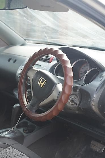 infinity fx: Honda Fit: 2003 г., 1.3 л, Автомат, Бензин, Хэтчбэк — 9