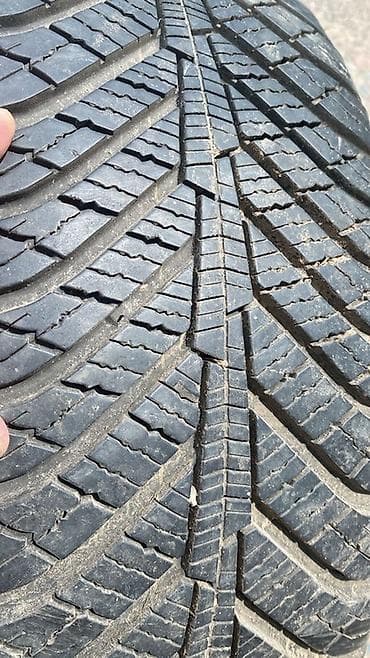 шина 2255017: Шина всесезонная 225/45 R17 94V - Размер: 225/45 R17 - Индекс — 2