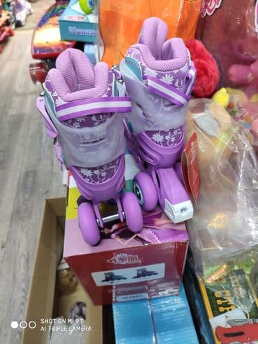 продаю ролик: Новые оригинальные ролики в полном комплекте есть размеры. доставку — 2