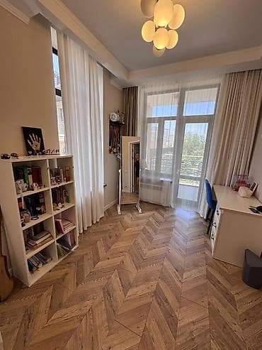 Дома: 280 м², 4 комнаты, Орто-Сай с., Семейным — 6