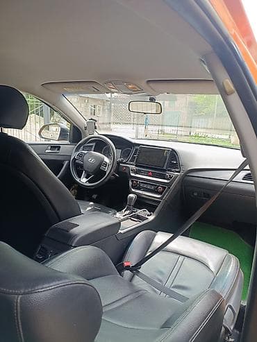 mini cooper: Hyundai Sonata: 2018 г., Седан — 7